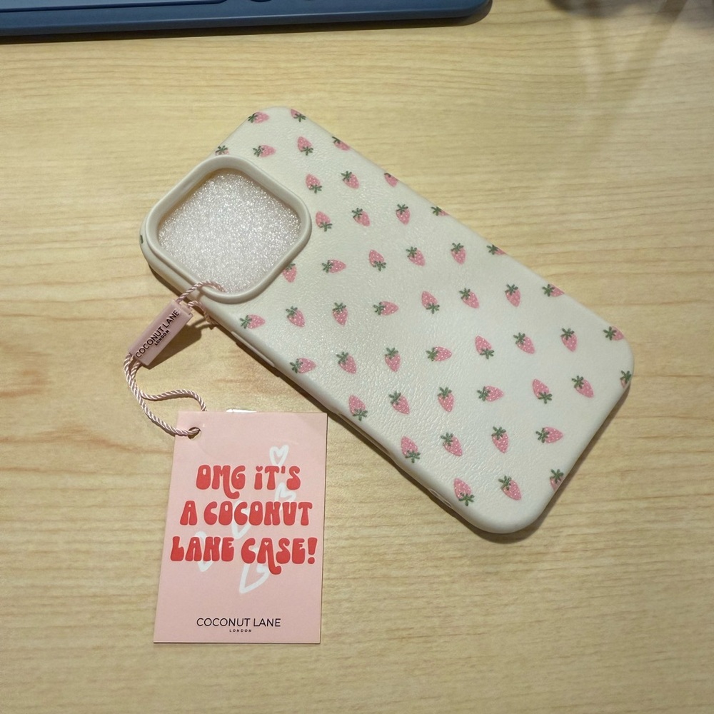 Coconut Lane Ditsy Strawberries - Soft White iPhone 16 Pro Phone Case